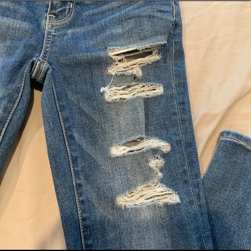 American Eagle Ripped High Rise Jeggings - Picture 3 of 4